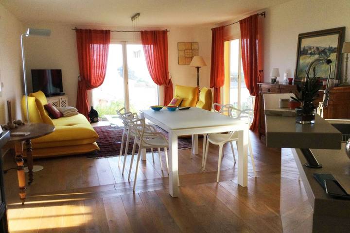 Location de vacances pour 4 personnes, avec jardin et terrasse, adapté aux familles à Borgo - 3
