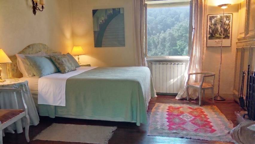B&b per 2 persone, con panorama e giardino nonché balcone in Piemonte