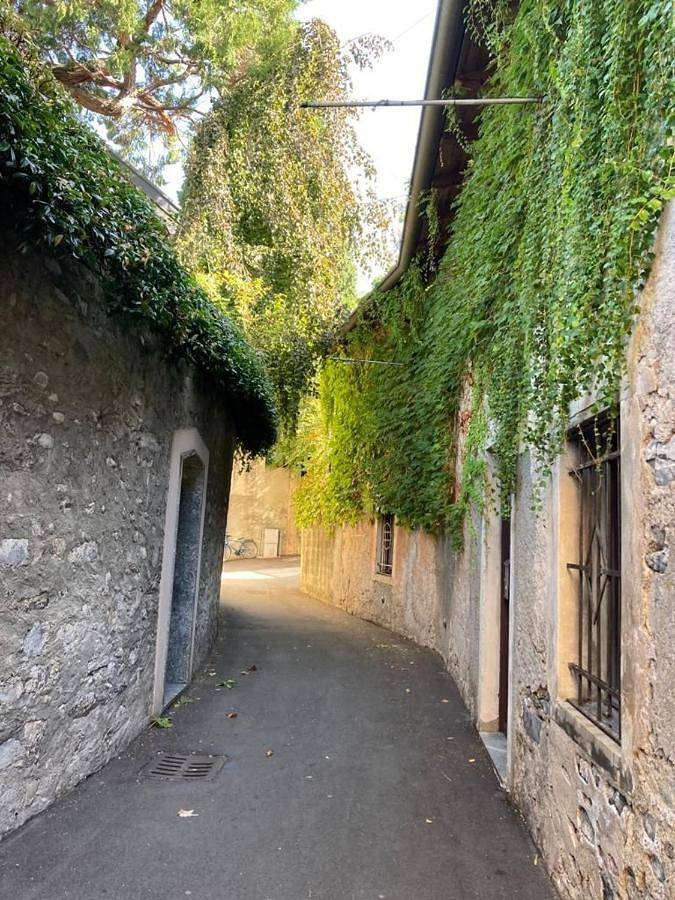 Villa per 4 persone, con Balcone e Terrazza nonché Giardino e Panorama a Bellano