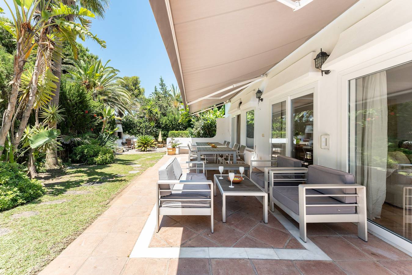 Villa 'Casa Adelina' mit Pool, Garten und Wlan in Marbella Ost, Marbella