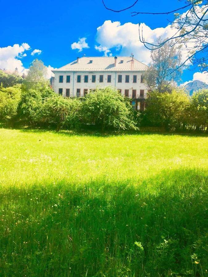 Gîte pour 6 personnes, avec vue et jardin, animaux acceptés à Seyne-les-Alpes - 4
