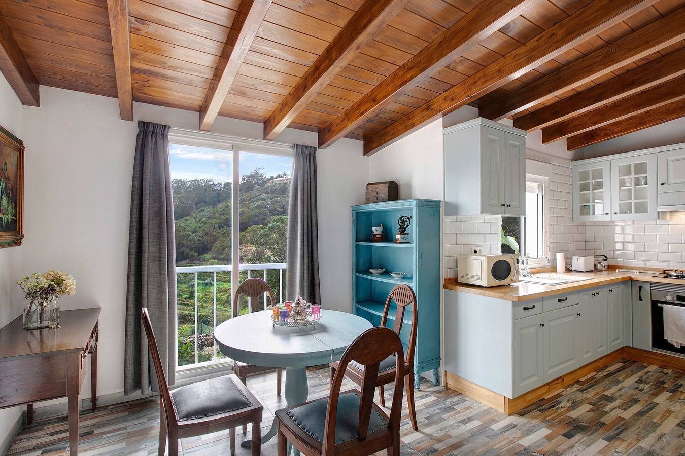 Casa de vacaciones "El Sarmiento" con vistas a la montaña, piscina y Wi-Fi in San Cristóbal de La Laguna, Tenerife Norte