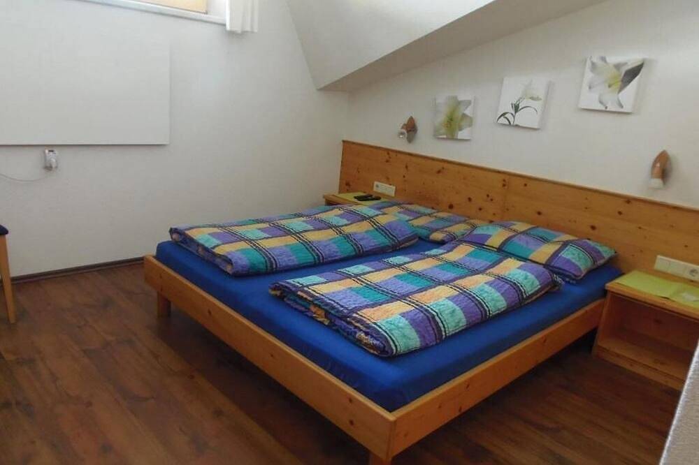 Schattaugut : Apartment with Garden View in Eben im Pongau, Tennengau