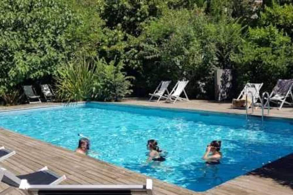Camping 4 étoiles - Piscine  - eeeeaa in Saint-Jeannet, Cannes region