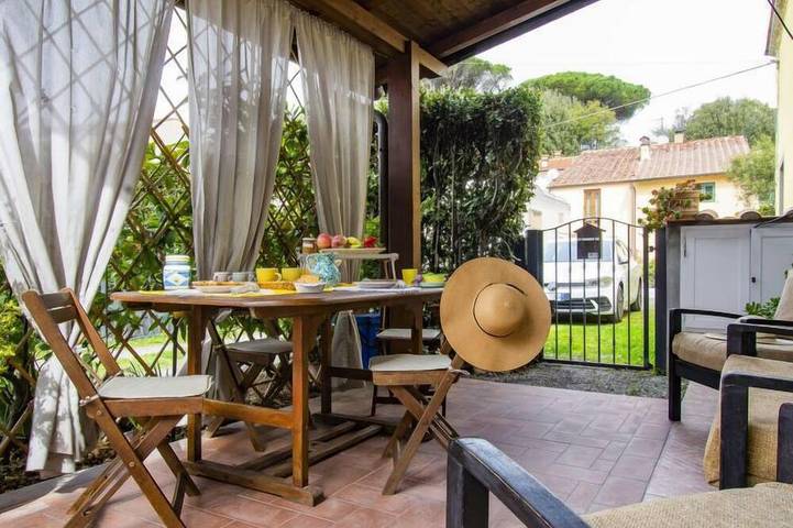 Casa vacanza per 6 persone, con giardino e terrazza in San Giuliano Terme
