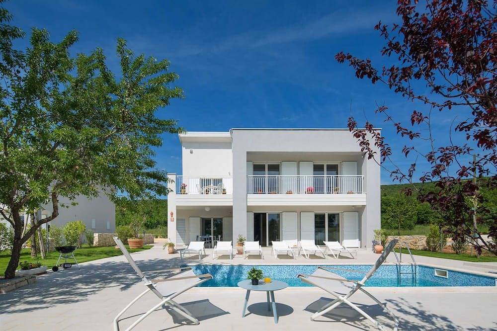 Casa vacanza a Arsia a partire da 505€ a notte