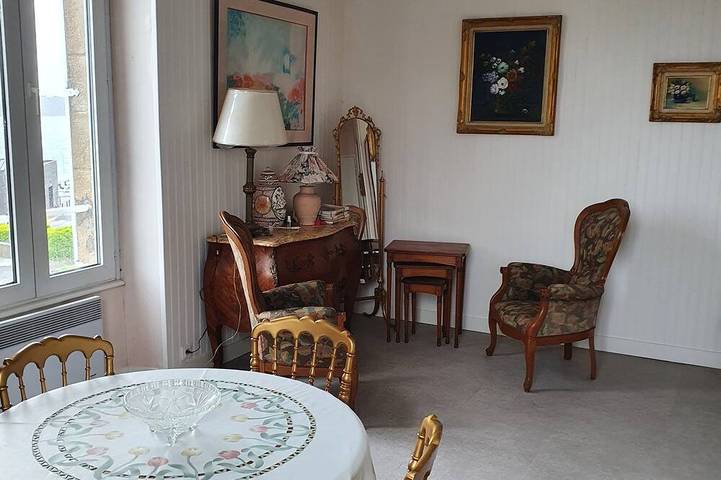Entire apartment, Studio in Larmor-Baden, Côte des Mégalithes