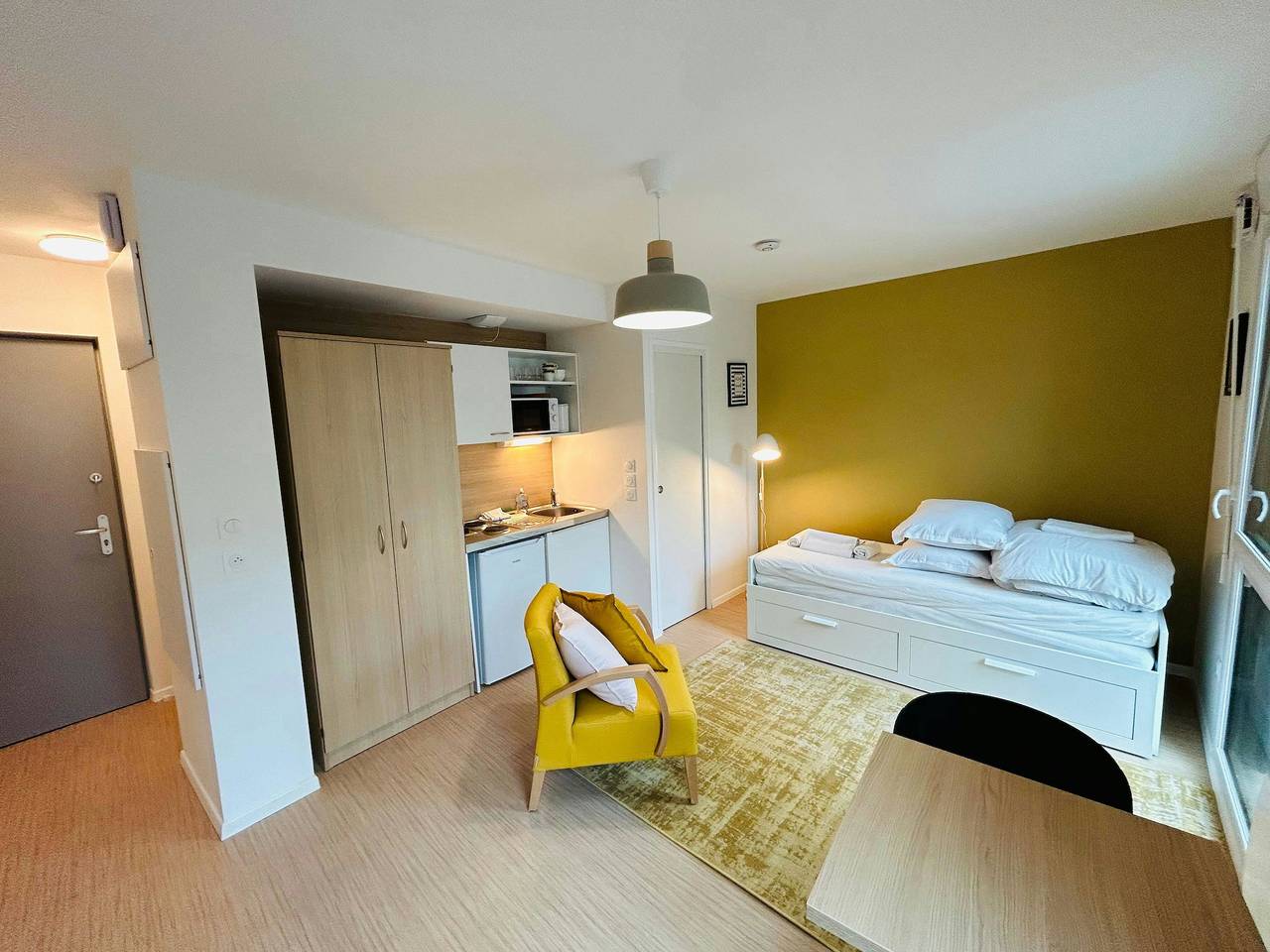 Appartement entier, Studio Moderne au Cœur de Reims We Live In R 101 in Reims, Marne