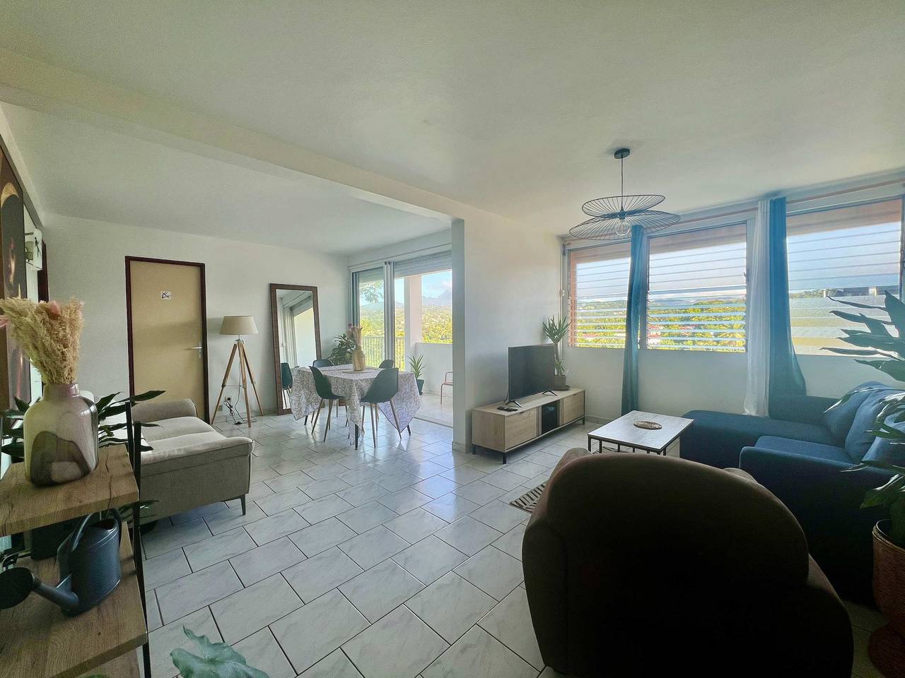 Ganze Wohnung, Le Sunset : Vue mer, plage et confort à Fort-de-France in Martinique