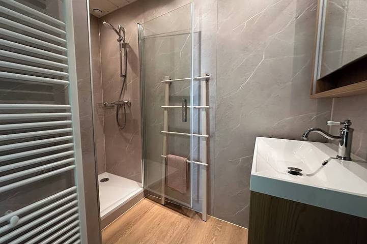 Ferienhaus für 34 Personen, mit Sauna und Garten sowie Terrasse in Scharendijke - 2