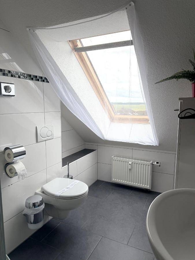 Ferienwohnung für 3 Personen, mit Garten und Ausblick in Hagenburg - 4