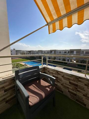 Gîte pour 4 personnes, avec jacuzzi ainsi que piscine et balcon dans Mansouria
