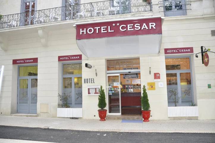 Hôtel pour 2 personnes dans Gare De Nimes