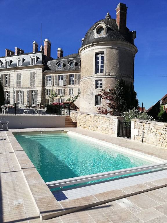 Château pour 15 personnes, avec jardin ainsi que balcon et piscine dans Yonne - 3