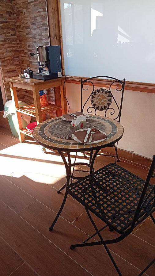 Location de vacances pour 2 personnes, avec piscine ainsi que jardin et vue à Cosenza - 4