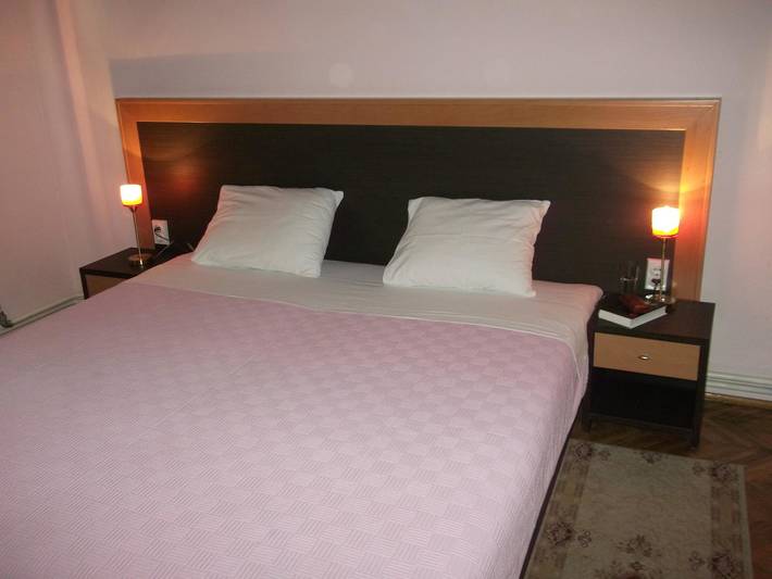 Willkommen im Hotel Vila Silia – Ihr zweites Zuhause in Kisela Voda, Skopje