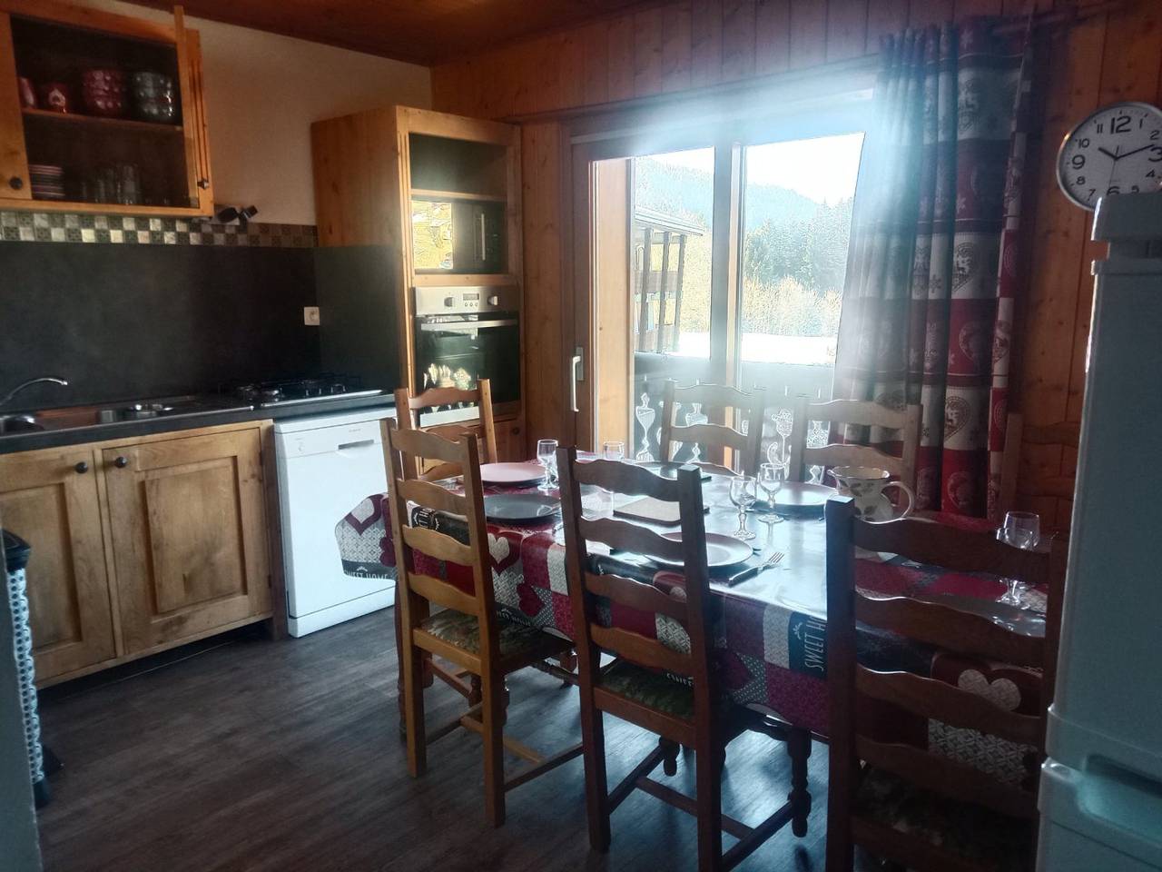 Appartement entier, Appartement 3 chambres proche de toutes commodités in Les Gets, Les Portes du Soleil