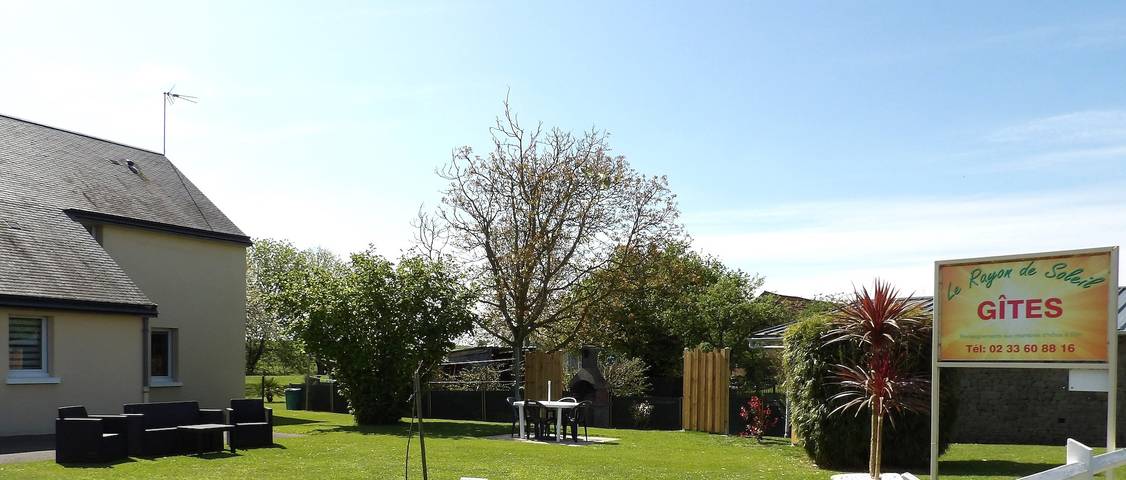 Location de vacances pour 4 personnes, avec terrasse et jardin dans la Manche - 2