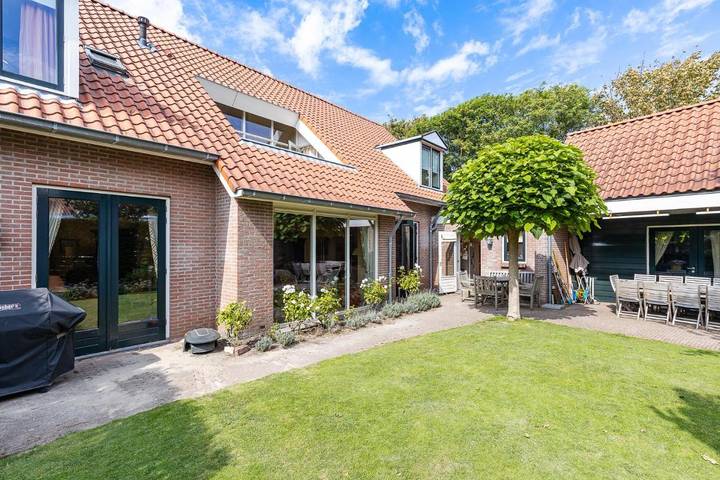 Villa voor 8 personen, met tuin en terras in Domburg