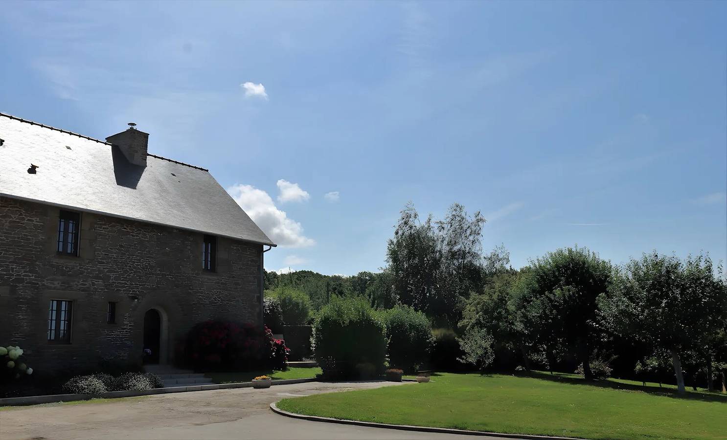 Chambre d’hôtes « Chambre Bleue – 300 m de la plage » avec Wi-Fi in Saint-Coulomb, Région de Saint-Malo