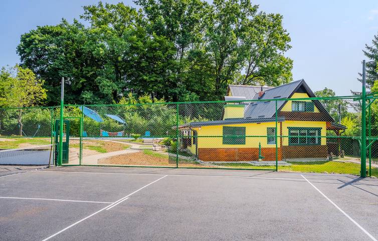 Ferienhaus für 8 Personen, mit Sauna und Garten sowie Pool und Ausblick, mit Haustier - 1