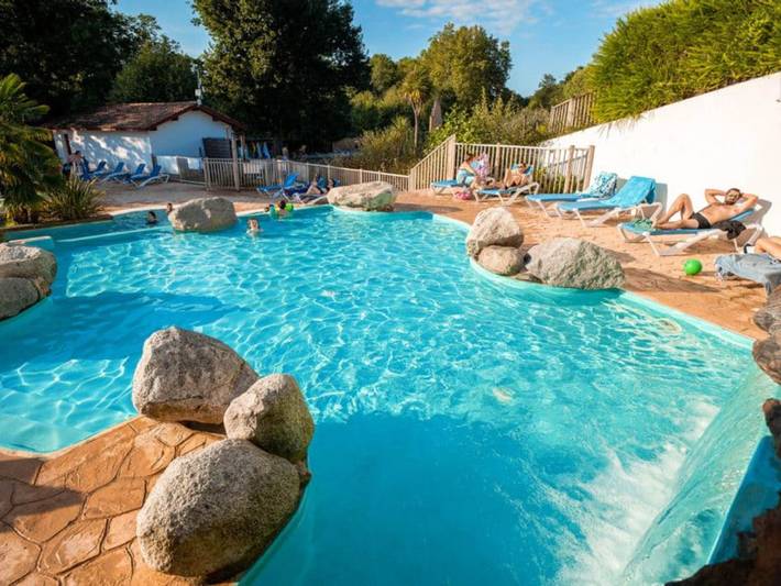 Mobil-home avec Terrasse à Espelette pour 5 personnes in Espelette, Région de Bayonne