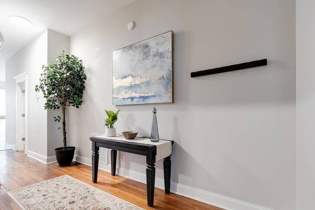 Ganze Wohnung, Carytown nest/King Bed/fully fenced in Richmond, Virginia