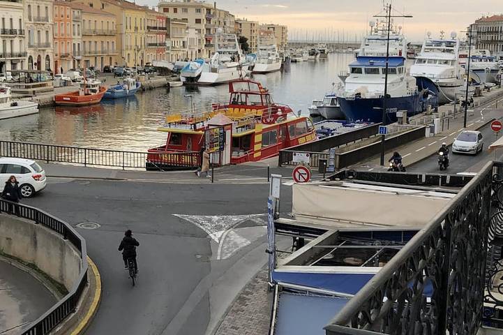 Location de vacances pour 4 personnes, avec balcon, animaux acceptés à Sète