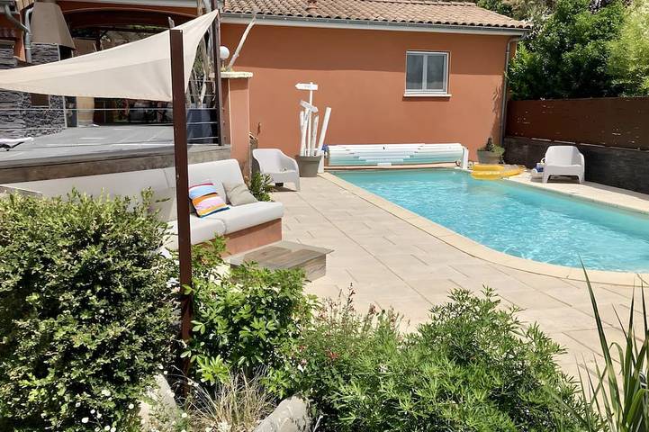 Maison de vacances pour 3 personnes, avec piscine et jardin - 1