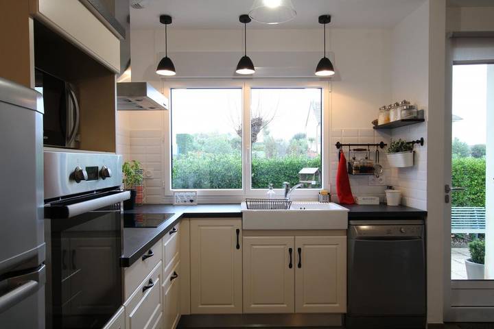 Gîte pour 4 personnes, avec jardin et terrasse à Sainte-Marie-du-Mont - 3