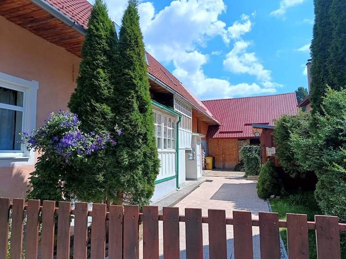 Ferienhaus für 11 Personen, mit Terrasse und Ausblick sowie Garten, mit Haustier - 1