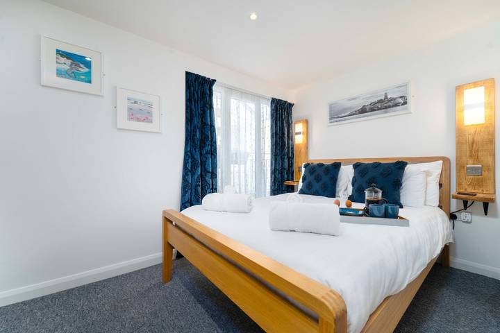 Entire apartment, Little Waves in St. Ives, Cornwall
