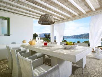 Villa pour 5 personnes, avec vue sur l’océan et terrasse dans Milos