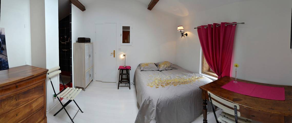 Chambre d’hôte pour 2 personnes, avec jardin, animaux acceptés
