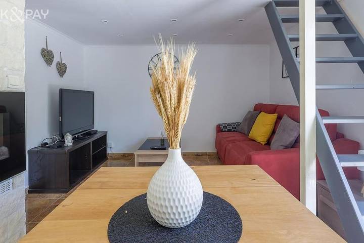 Maison de vacances pour 6 personnes, avec vue ainsi que jardin et piscine