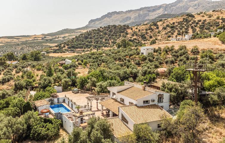 Casa rural para 11 personas, con piscina además de jardín y terraza en Villanueva de la Concepción - 2
