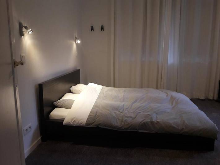 Location de vacances pour 2 personnes, avec vue et jardin à Uccle - 2