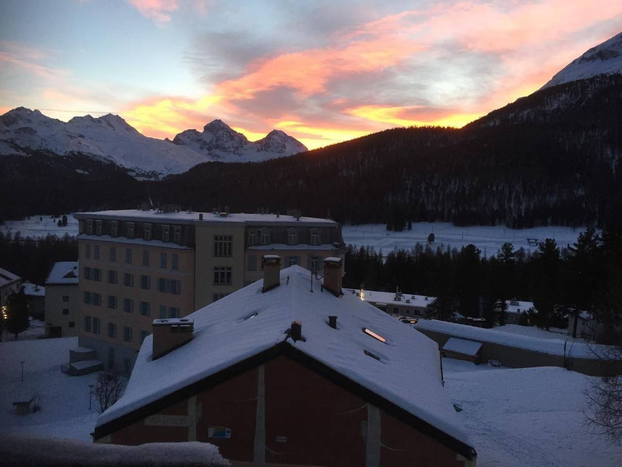 Ganze Wohnung, Chesa Viola Dachwohnung in Pontresina, Sankt Moritz