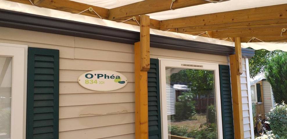 Camping pour 6 personnes, avec piscine ainsi que terrasse et bassin pour enfant à Vic-la-Gardiole - 2