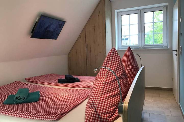 Ferienhaus für 4 Personen, mit Sauna und Garten in Bispingen - 2