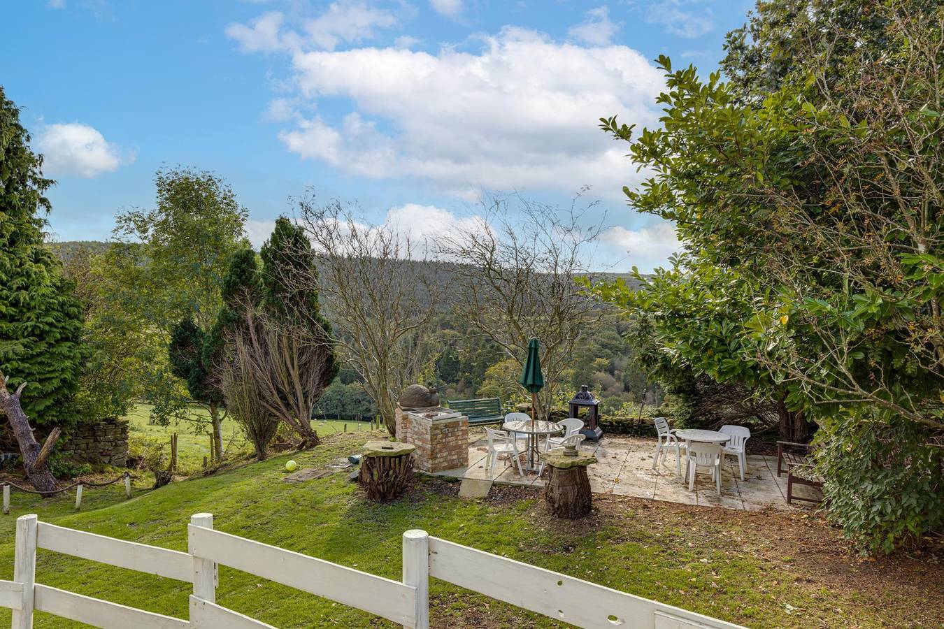 Family Country Cottage with a private Valley View in North York Moors National Park