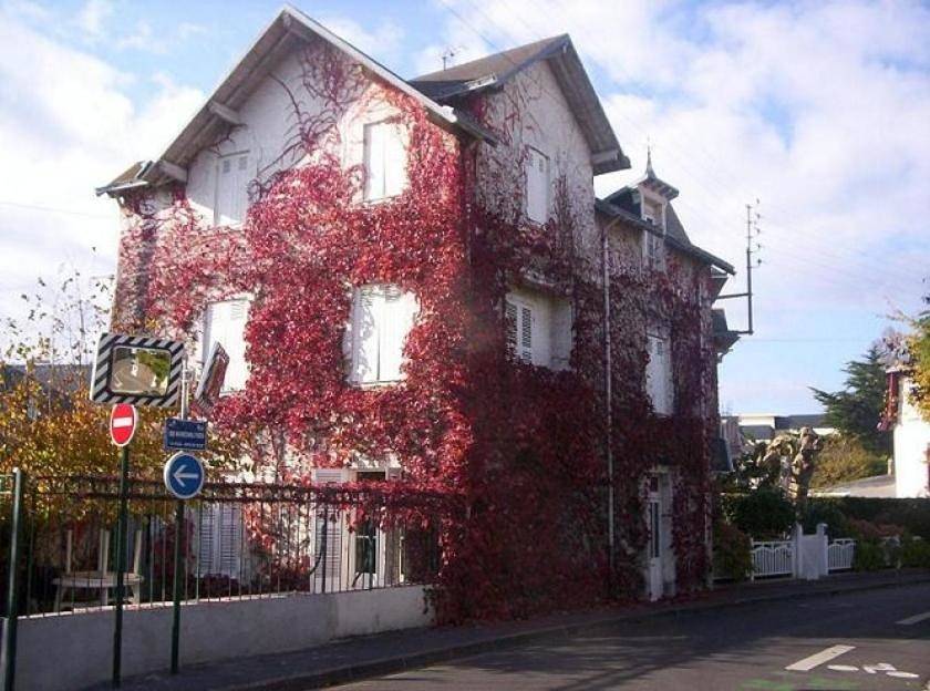 Double or Twin Room with Private Bathroom in Le Pouliguen, Côte d'Amour