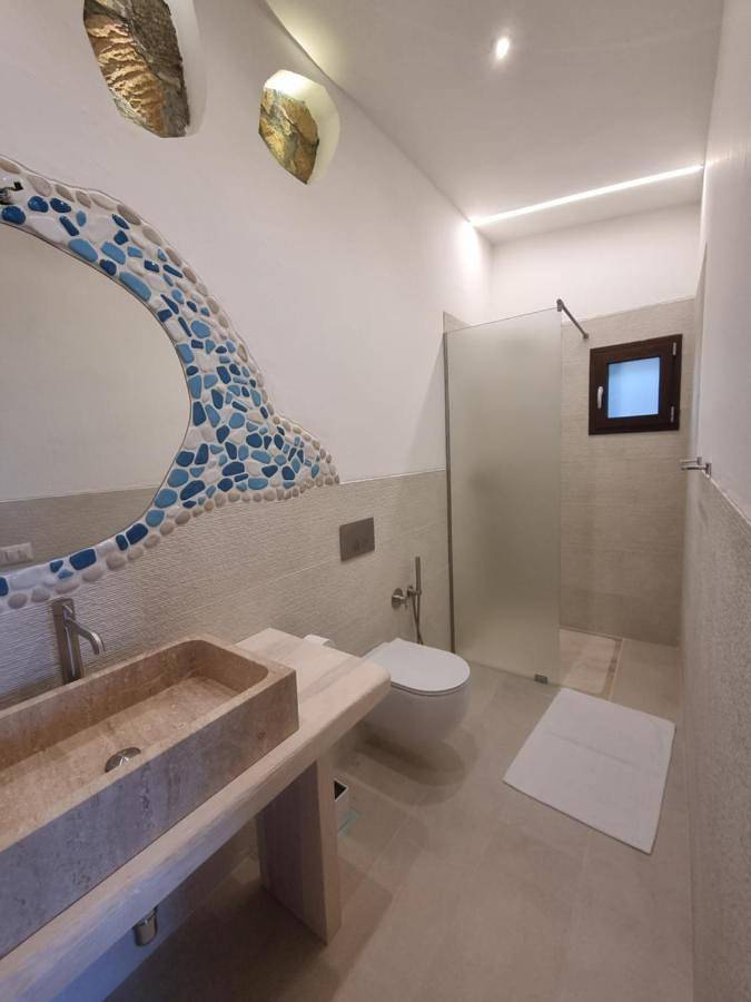 Location de vacances pour 2 personnes, avec Terrasse ainsi que Jardin et Piscine à Sant'Antonio di Gallura - 2
