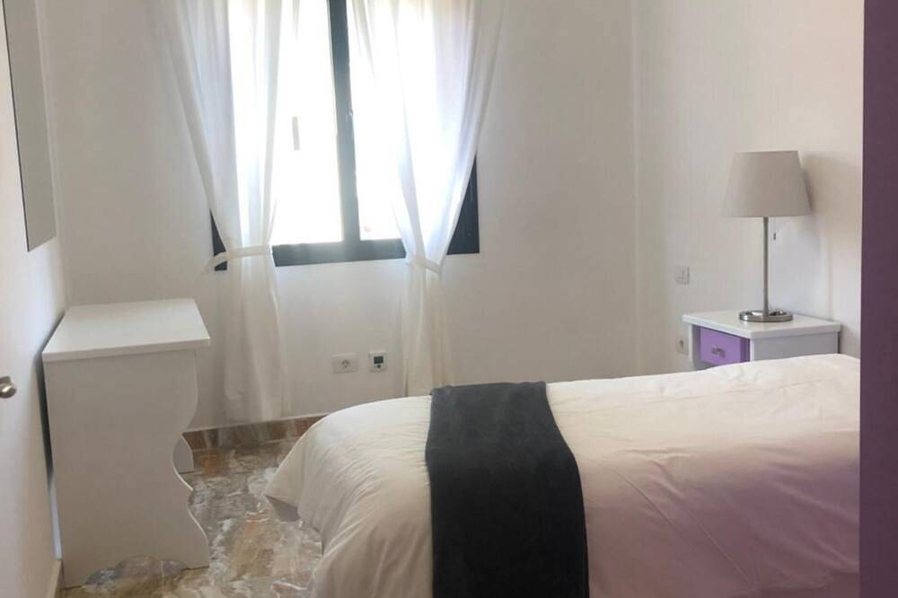 Apartamento entero, Apartamento 'Luján 5e y 7g Entre Senderos' con vistas al mar, balcón y Wi-Fi in San Juan de Puntallana, La Palma Norte