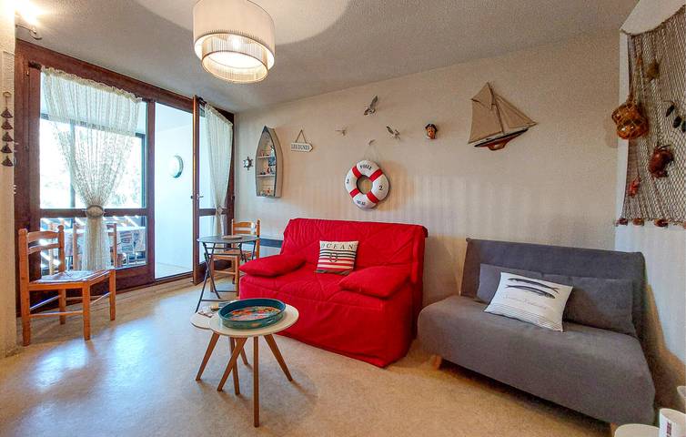 Ganze Ferienwohnung, Gemütliche Ferienwohnung mit Parkplatz, 300 m vom Strand von Saint-Georges de Didonne entfernt in Saint-Georges-de-Didonne, Rochefort und Umgebung