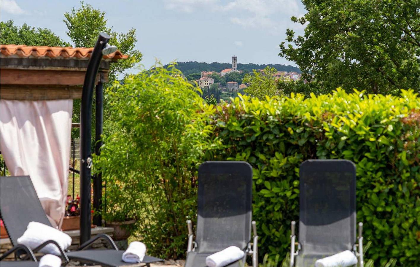 Ferienhaus für 6 Personen mit Terrasse in Općina Oprtalj, Zentralistrien