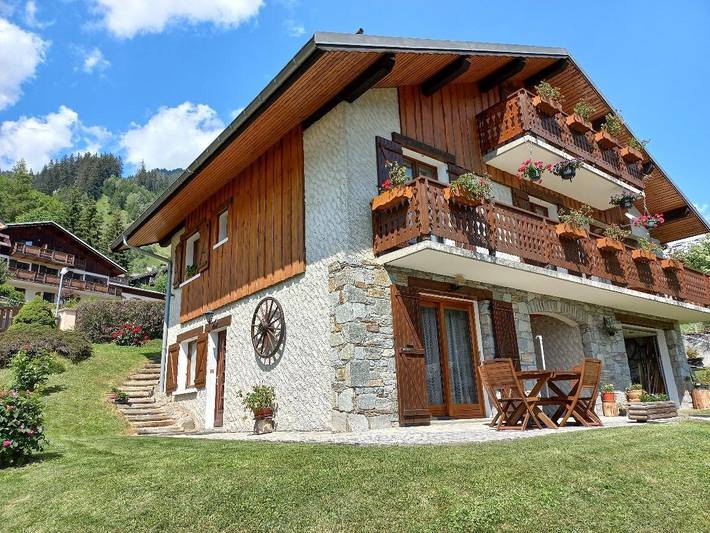 Gîte pour 2 personnes, avec Terrasse et Jardin