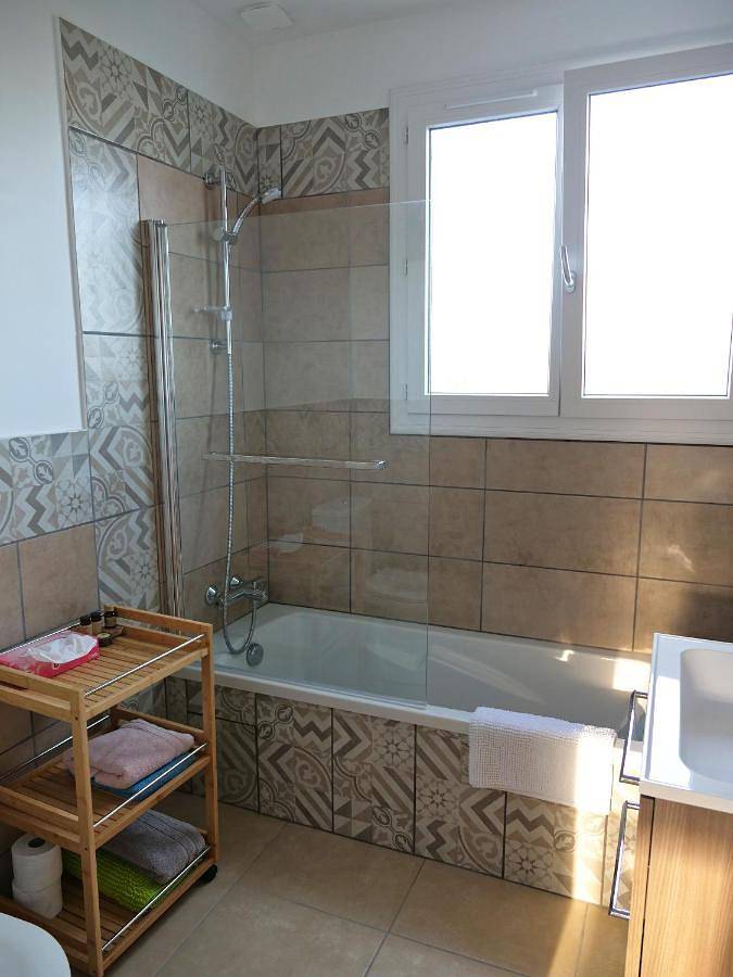 Four-Bedroom House in Manosque, Parc naturel régional du Luberon