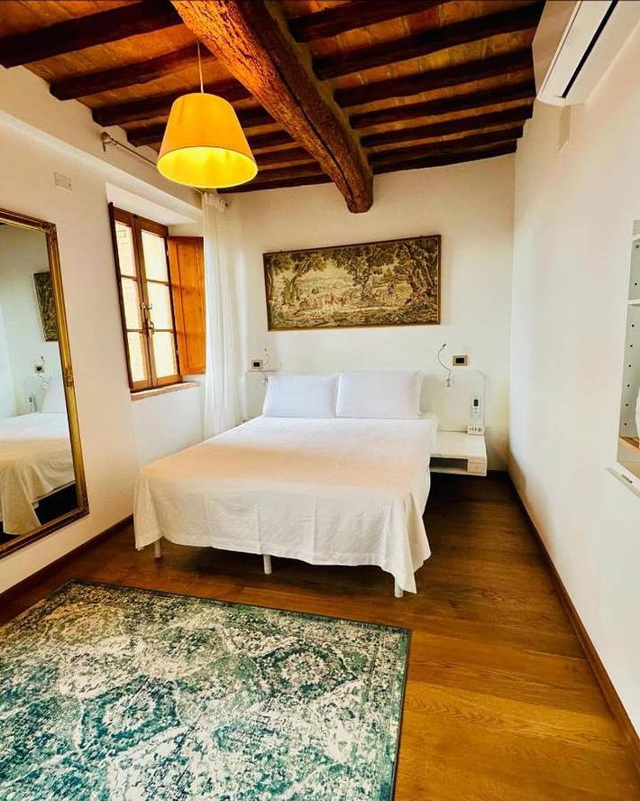Chambre d’hôte pour 6 personnes, avec Balcon ainsi que Terrasse et Vue à Montalcino