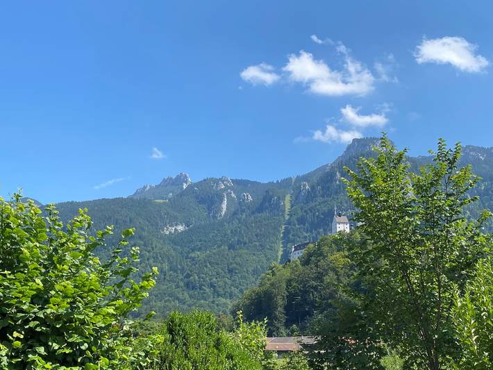 Ganze Ferienwohnung, Ferienwohnung Schwark Haus Elisabeth - Ferienwohnung 2-3 Pers. separates Schlafzimmer, Wohnraum mit Schlafcouch und Süd-Balkon, 58 qm in Kampenwand, Aschau im Chiemgau